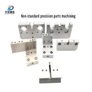 CNC Turning Moto Parts Pare Parts CNC Sewing Cutting Machine Parts Machined Vehicle Part in China