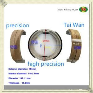 China Factory Turret Milling Machine CNC Brake Shoes with Best Price