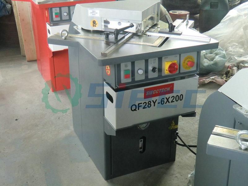 Qf28y-4X200 Fixed Angle Hydraulic Corner Notching Machine for Sheet Metal Plate