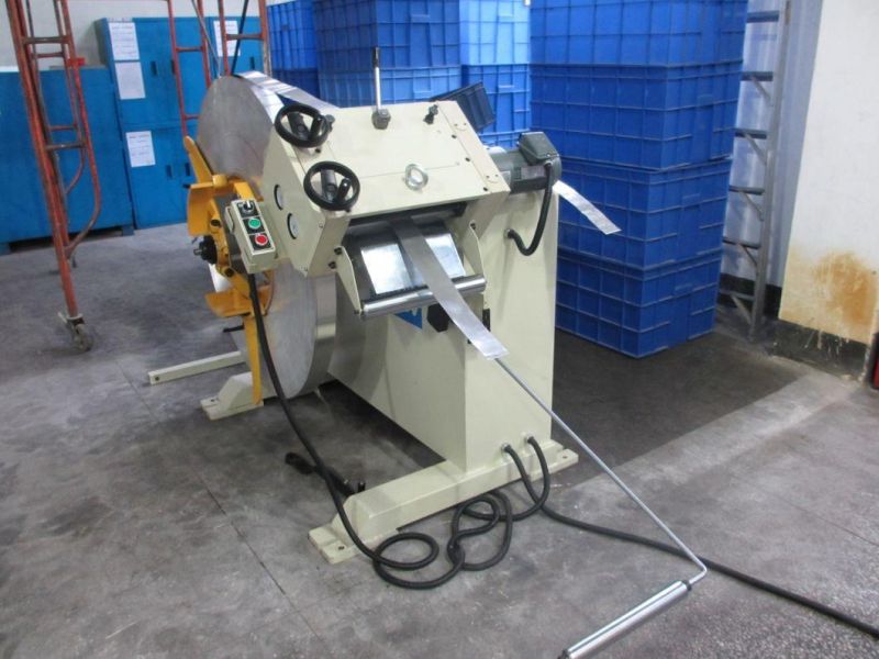 Decoiler Machine Is The Metal Uncoiler Machine (RGL-400)