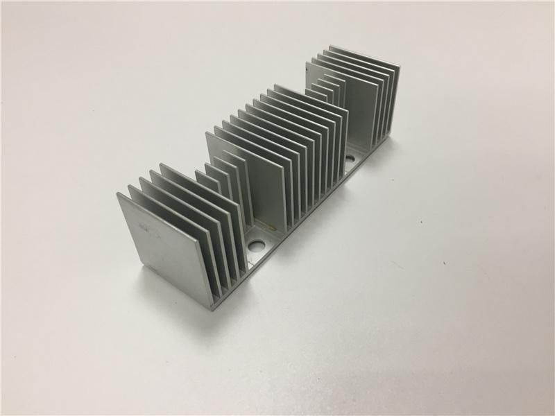 China Manufacturer Customized CNC Machining OEM Extrusion Aluminium Heatsink
