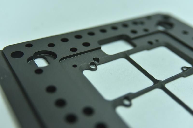 China Manufacturer Presion CNC Machining Plate Aluminum Milling Machined Cover
