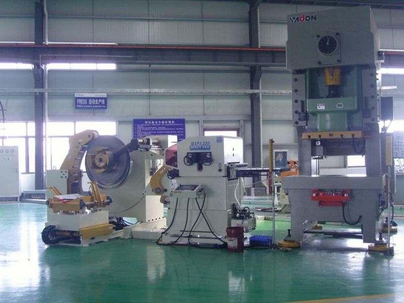 Coil Sheet Automatic Feeder with Straightener Use in Automobile Mould