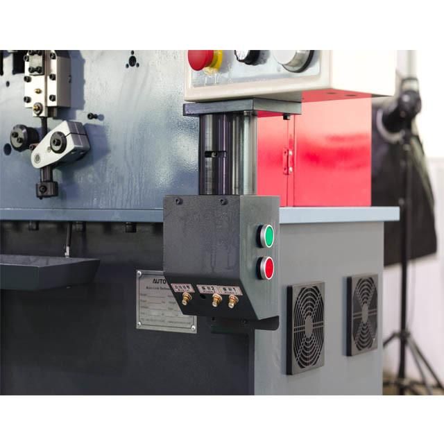 1.6 mm Diameter CNC Steel Spring Coiling Machine Sc-416