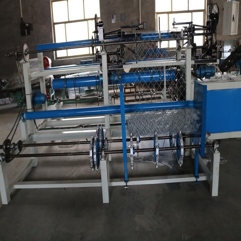 Full Automatic Double Wire Diamond Mesh Chain Link Fence Machine