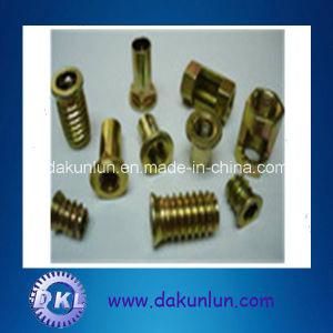 Yellow Zinc Plated Wooden Furniture Nut or Insert Nut