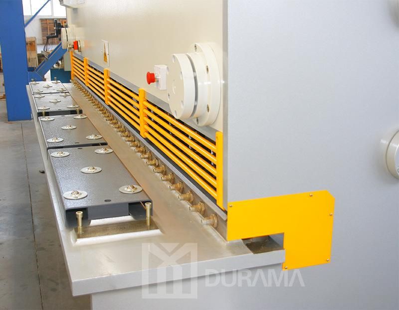 Durama Hydraulic Guillotine Shear Machine