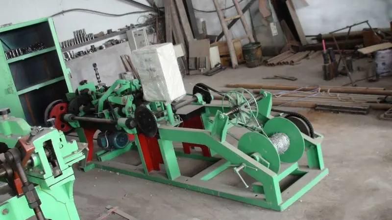 China Factory of Automatic High Speed Barbed Wire Machine (XM5-31)