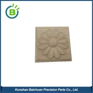 China Supplier CNC Engraving White Wood Furniture Parts
