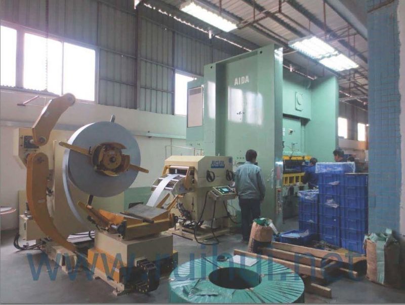 Nc Servo Coil Straightening Roll Feeder Machine with Uncoiler (MAC2-600)