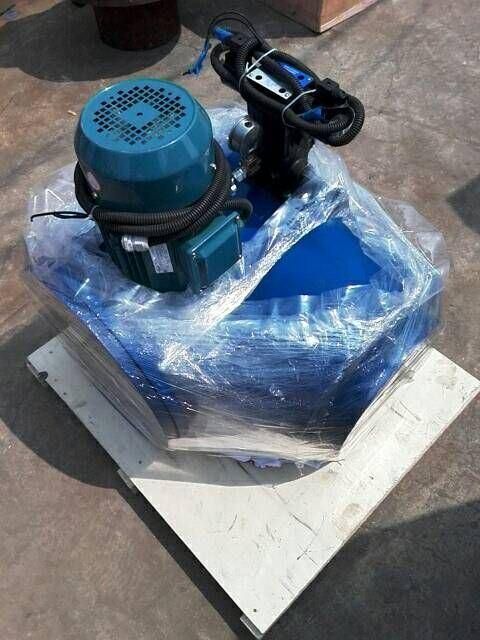 120 China Hot Sale High Quality Tyre Press Machine (TP120)