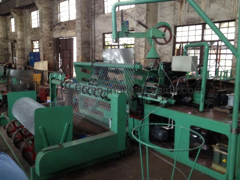 High Quality Engineer Service Chain Link Fence Machine