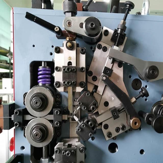 Automatic CNC 2-Axis Spring Forming/Coiling Machine Sc208