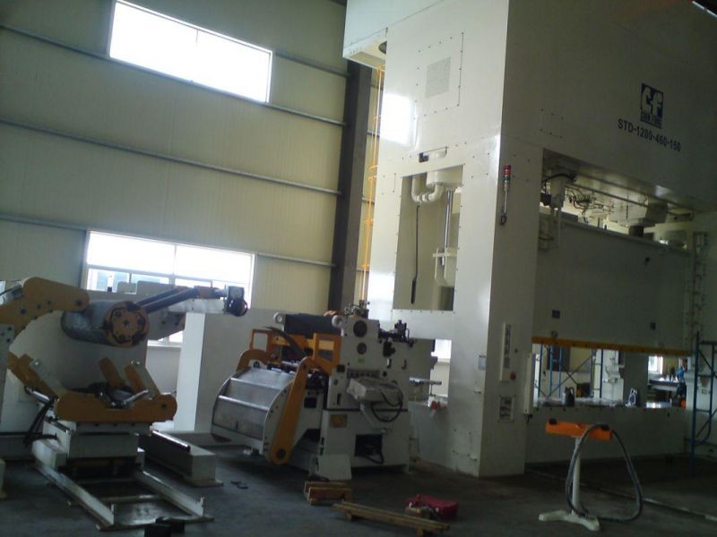Automation Machine Nc Servo Straightener Feeder and Uncoiler Use in Coil Handling Systems Help to Make Car Parts