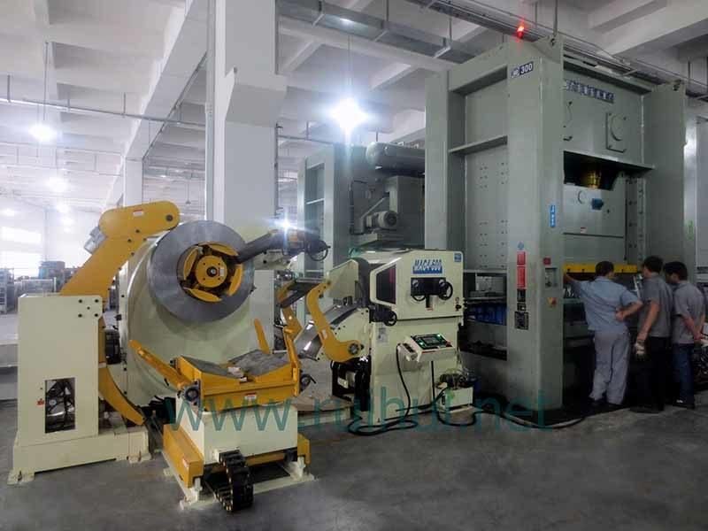 Automatic Machine Nc Servo Straightener Feeder and Uncoiler Using in Press Line