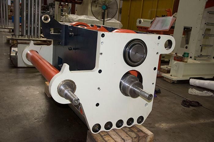 Coil Sheet Automatic Feeder with Straightener Use in Metal Uncoiler Machine, Sheet Metal Flattening Machine