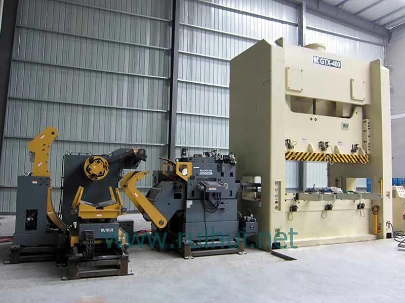 Automation Straightener with Feeder and Uncoiler Use in Machine Tool and Automobile Mould