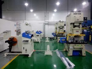 Two Sections Precise Automatic Straightener Feeder Machine Make Material Straightening