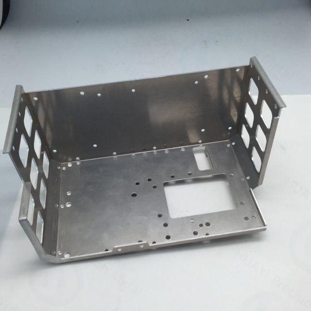 Customized ISO9001-2015 Factory Sheet Metal Stamping Aluminum Fabrication Bending Work Chassis in Electronic Industry