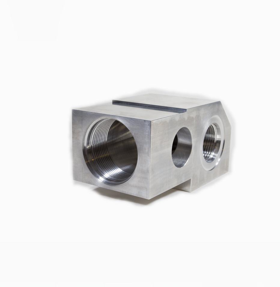 OEM/ODM Precision Machining 0.01mm Tolerance 5 Axis CNC Machining Stainless/Aluminum Hydraulic Manifold Valve Parts