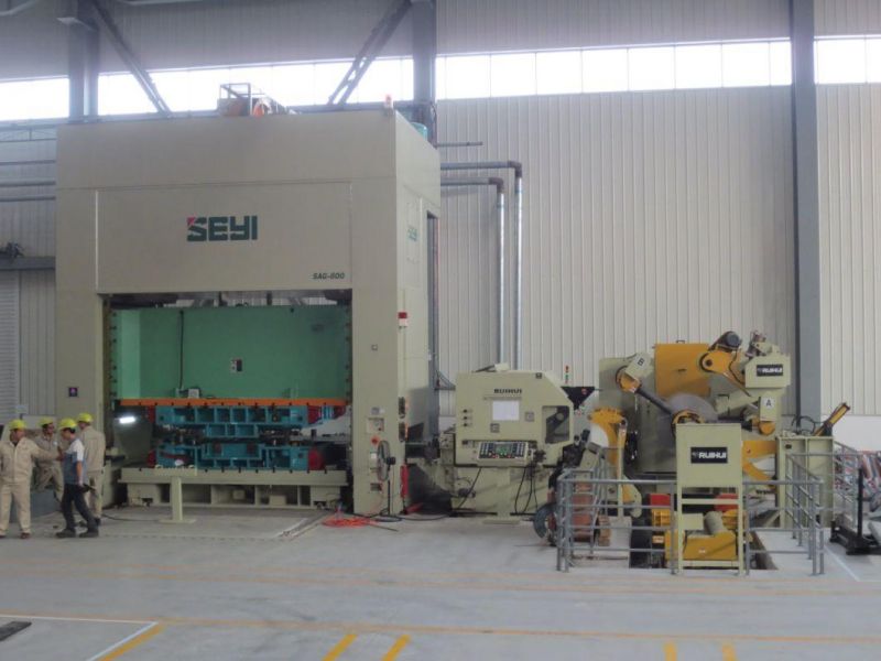 Coil Sheet Automatic Feeder with Straightener Using in Automobile Mould to Making Cart Parts