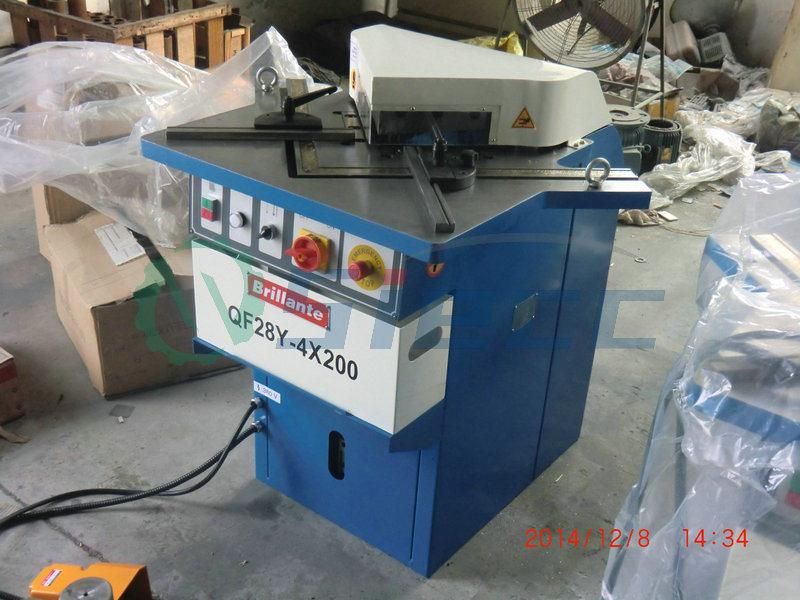 Qf28y-4X200 Fixed Angle Hydraulic Corner Notching Machine for Sheet Metal Plate