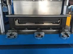Metal Floor Decking Roll Forming Machine with Hydraulic Post Cutting
