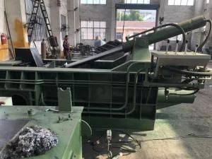 Y83-250 Scrap Steel Compactor