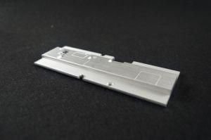 Aluminum Extruded Heat Sink with CNC Machining with Natural Anodized for 3c