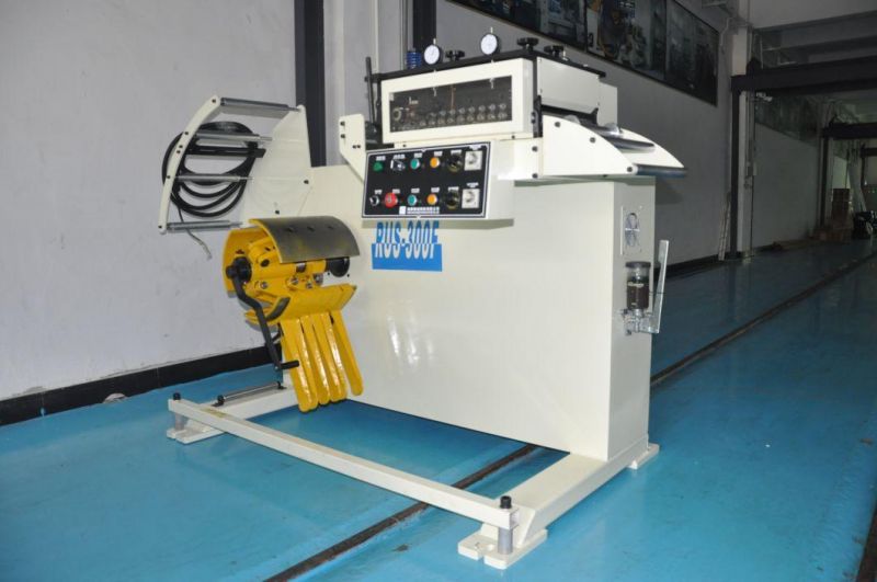 Rus-F Series Can Be Used with Any Decoiler and Straightener Machine (RUS-400F)