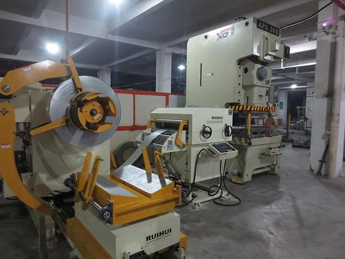 Straightener Feeder in The Major Automotive OEM, Joint Success Machinery, Feeding Line (MAC3-400)