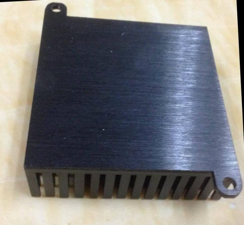 Aluminum Extrusion Small Heat Sink with Push Nylon Pins and Thermal Pad for Set Top Box PCB Board